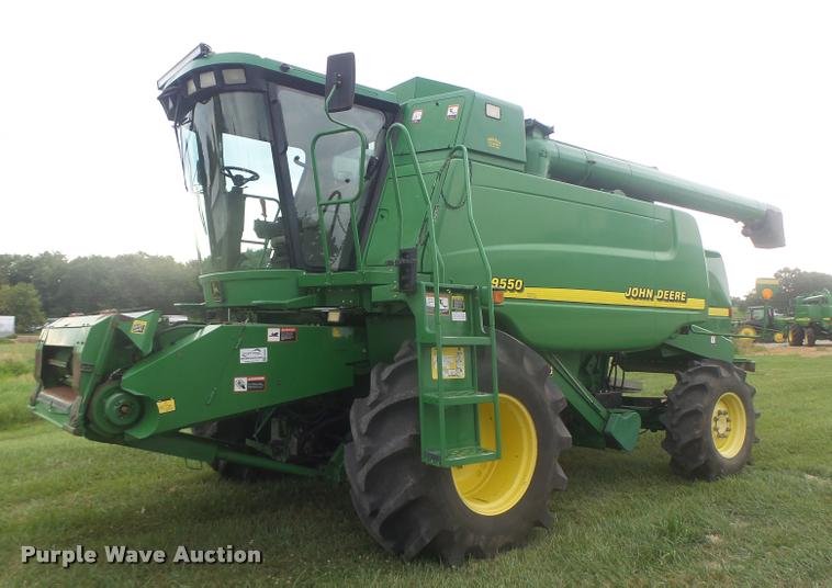 image for item DB5829 2001 John Deere 9550 RWA combine