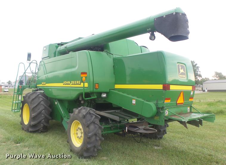 image for item DB5829 2001 John Deere 9550 RWA combine