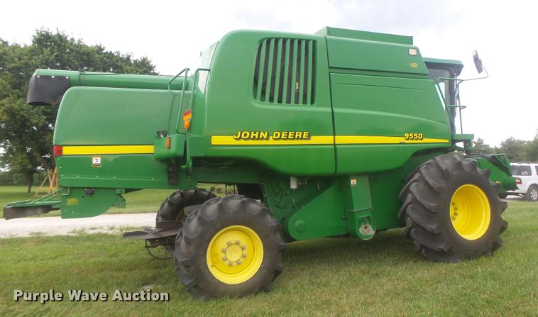 image for item DB5829 2001 John Deere 9550 RWA combine