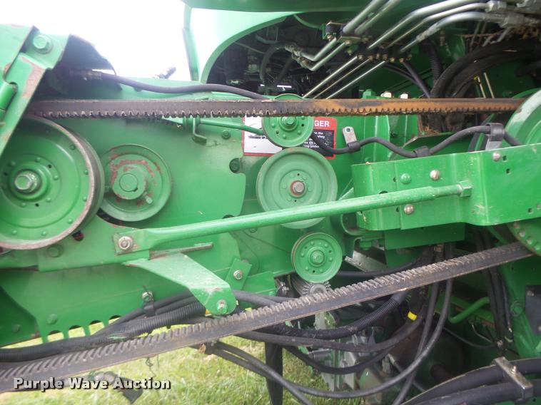 image for item DB5829 2001 John Deere 9550 RWA combine