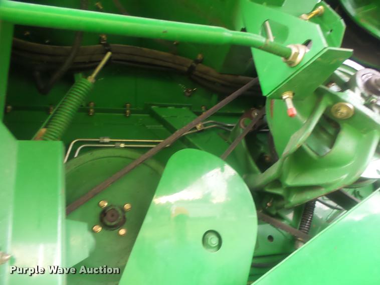 image for item DB5829 2001 John Deere 9550 RWA combine