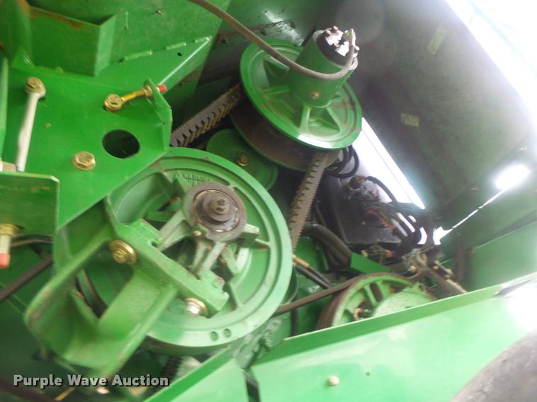 image for item DB5829 2001 John Deere 9550 RWA combine
