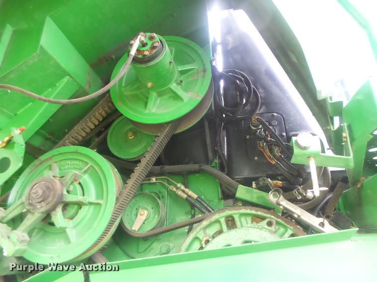 image for item DB5829 2001 John Deere 9550 RWA combine