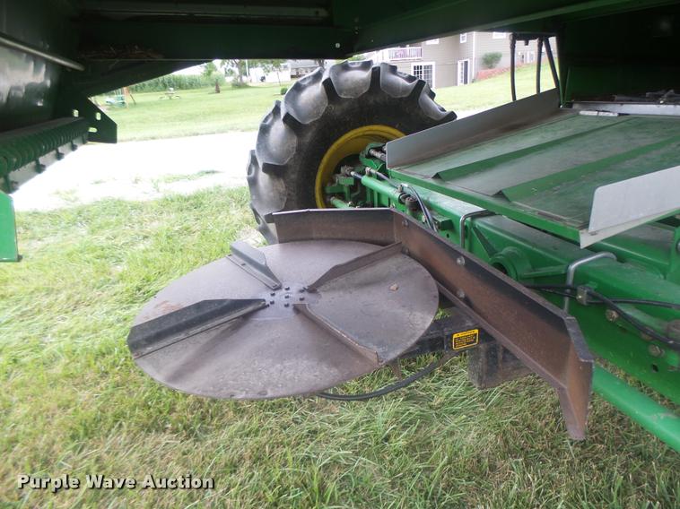 image for item DB5829 2001 John Deere 9550 RWA combine