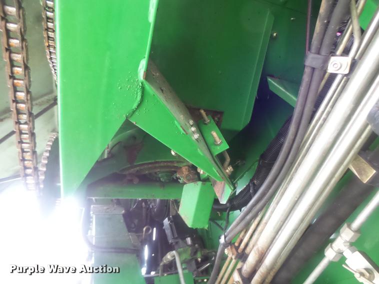 image for item DB5829 2001 John Deere 9550 RWA combine