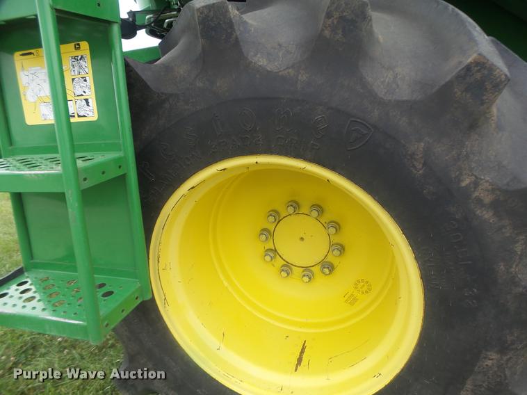 image for item DB5829 2001 John Deere 9550 RWA combine