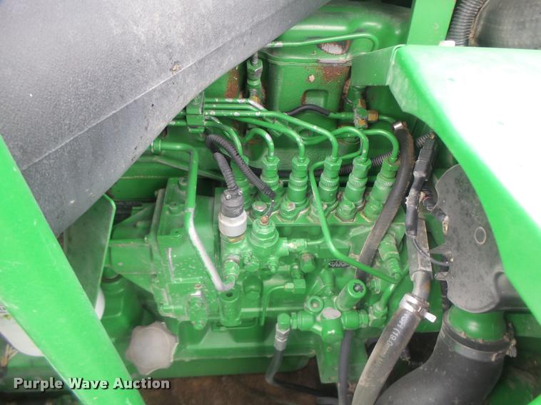 image for item DB5829 2001 John Deere 9550 RWA combine