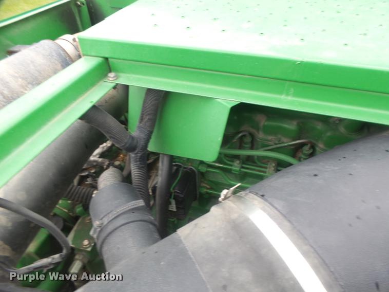image for item DB5829 2001 John Deere 9550 RWA combine