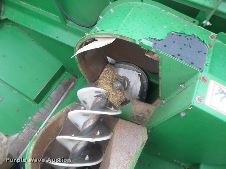 image for item DB5829 2001 John Deere 9550 RWA combine