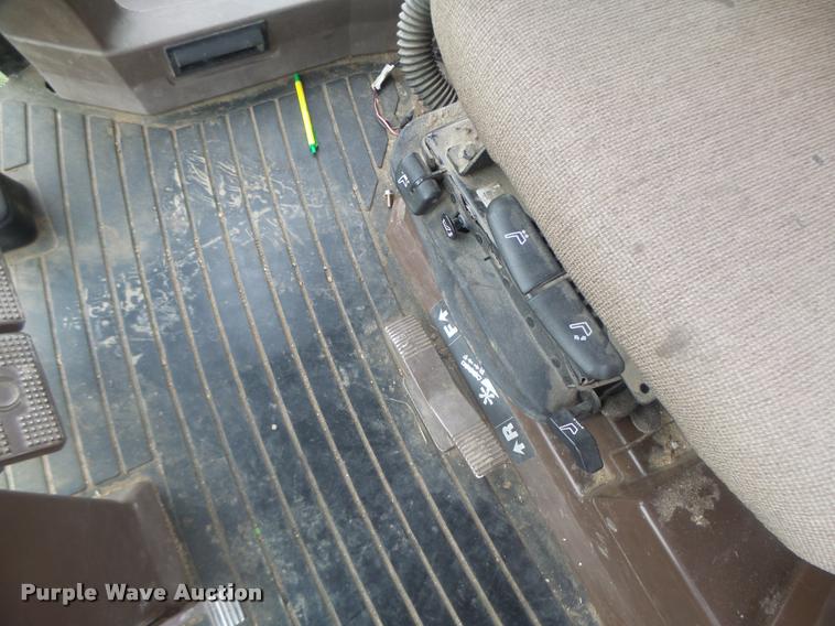 image for item DB5829 2001 John Deere 9550 RWA combine