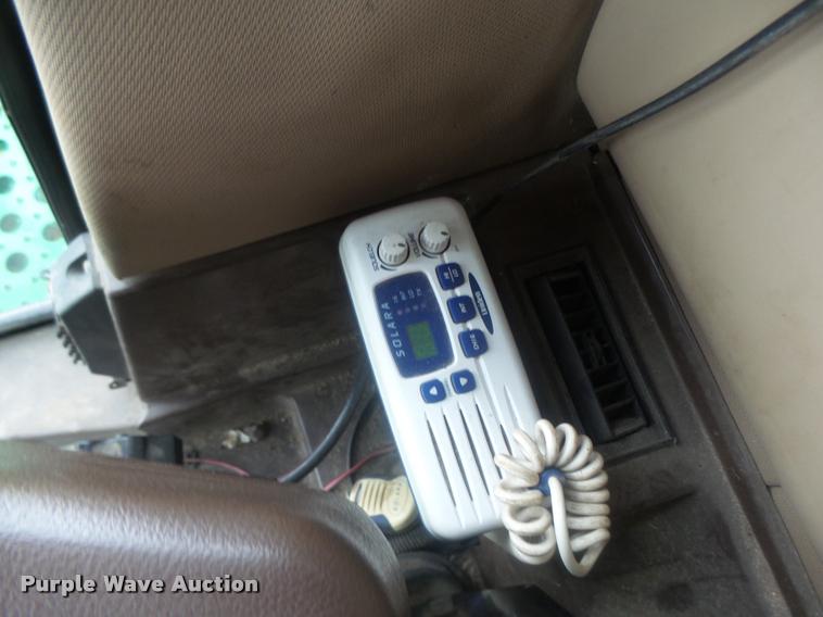 image for item DB5829 2001 John Deere 9550 RWA combine