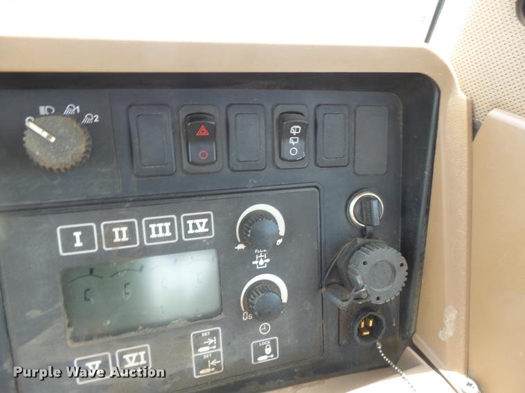 image for item DB5833 2009 John Deere 9430 4WD tractor