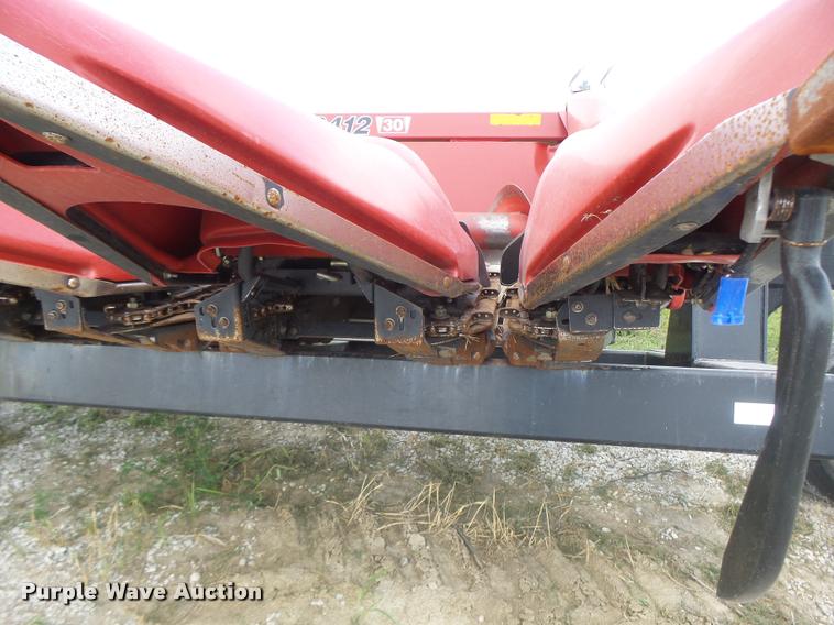 image for item DB5834 2012 Case IH 3412 corn head