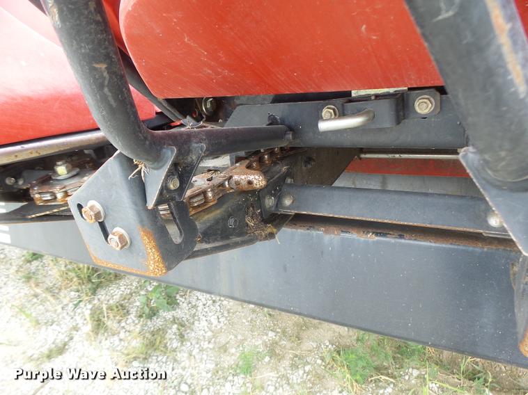 image for item DB5834 2012 Case IH 3412 corn head