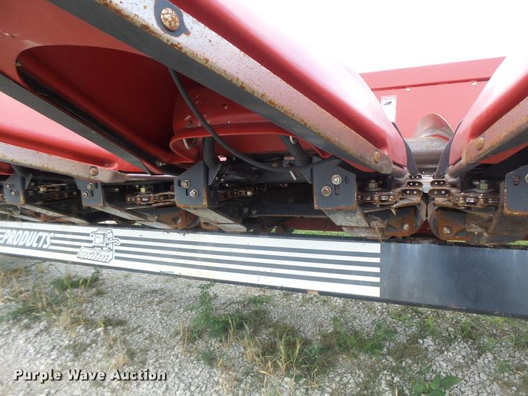 image for item DB5834 2012 Case IH 3412 corn head