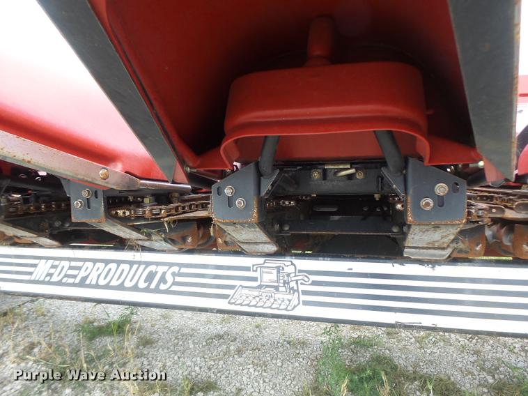 image for item DB5834 2012 Case IH 3412 corn head