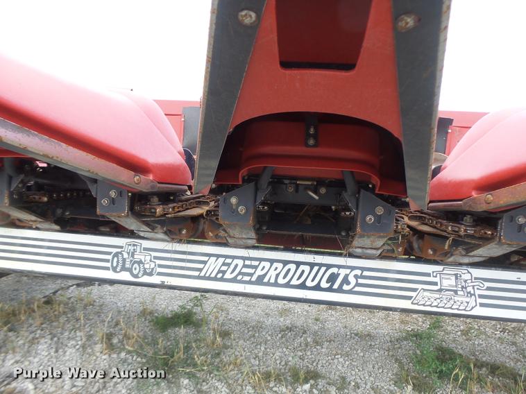 image for item DB5834 2012 Case IH 3412 corn head