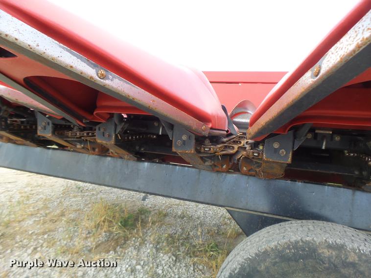image for item DB5834 2012 Case IH 3412 corn head