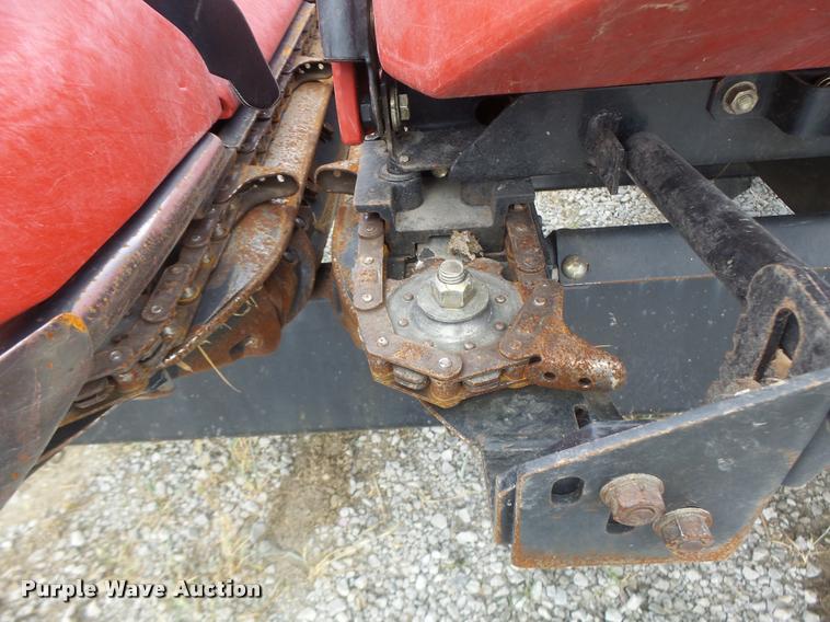 image for item DB5834 2012 Case IH 3412 corn head