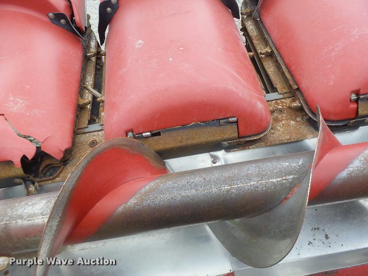 image for item DB5834 2012 Case IH 3412 corn head