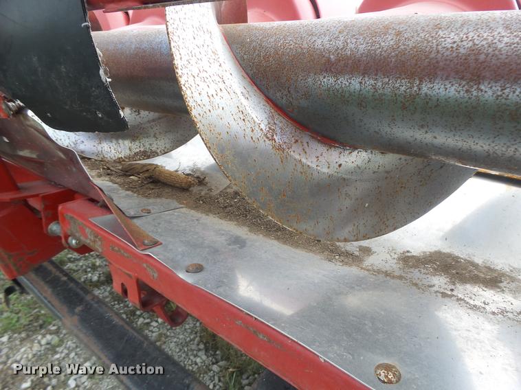 image for item DB5834 2012 Case IH 3412 corn head