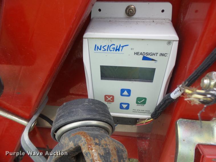 image for item DB5834 2012 Case IH 3412 corn head