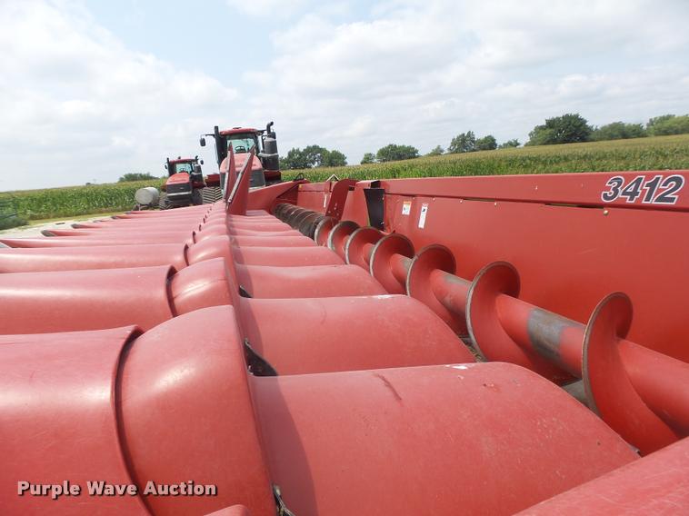 image for item DB5834 2012 Case IH 3412 corn head