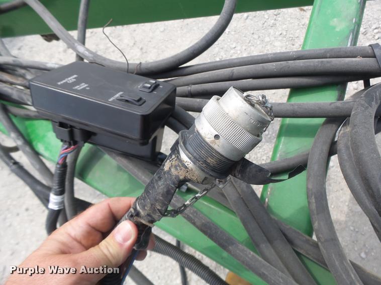 image for item DB5835 2014 John Deere 1990 CCS air seeder