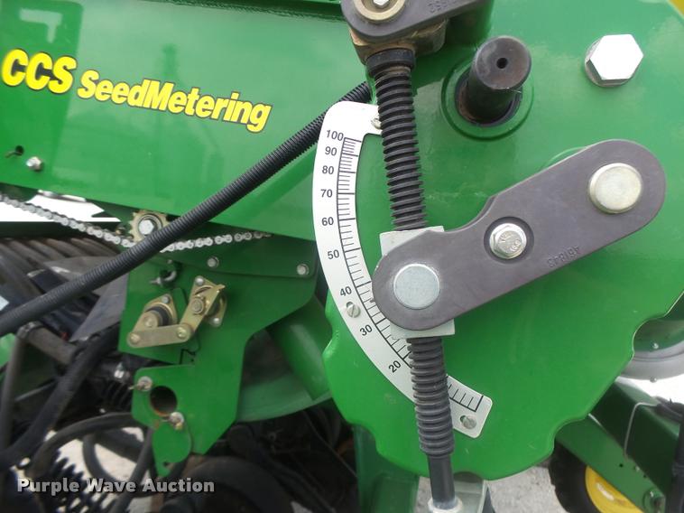 image for item DB5835 2014 John Deere 1990 CCS air seeder
