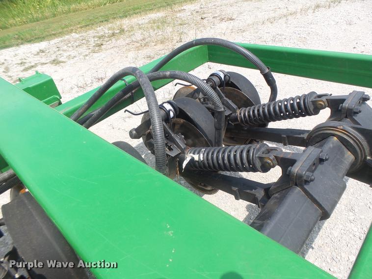 image for item DB5835 2014 John Deere 1990 CCS air seeder