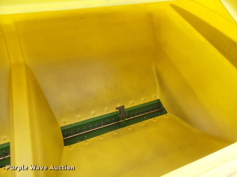 image for item DB5835 2014 John Deere 1990 CCS air seeder