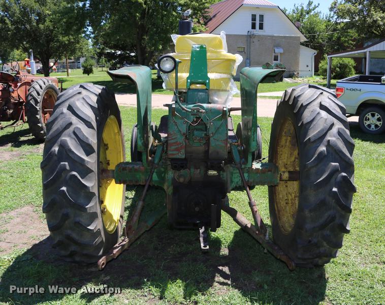 image for item DB9265 1962 John Deere 3010 tractor