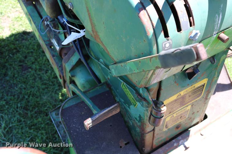 image for item DB9265 1962 John Deere 3010 tractor