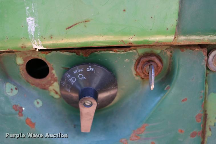 image for item DB9265 1962 John Deere 3010 tractor