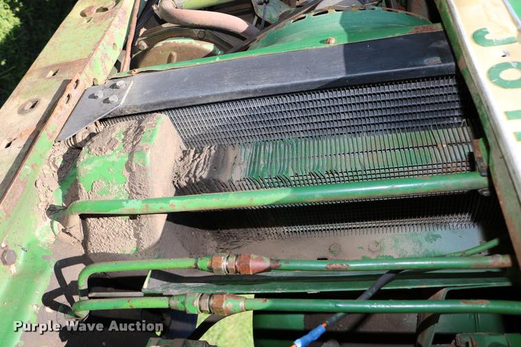 image for item DB9265 1962 John Deere 3010 tractor