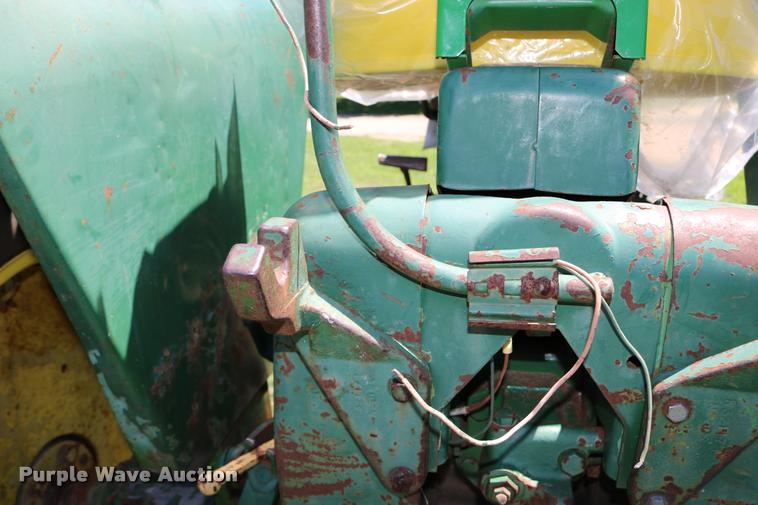 image for item DB9265 1962 John Deere 3010 tractor