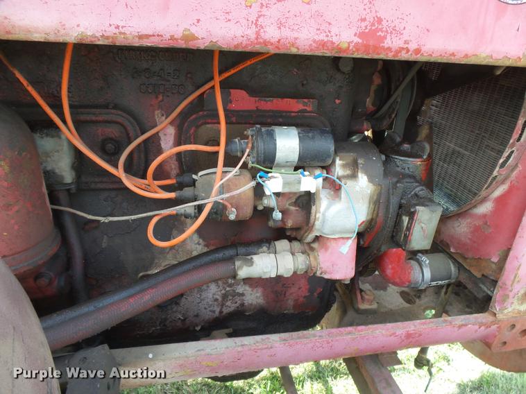 image for item DC3942 1946 McCormick-Deering W-9 tractor