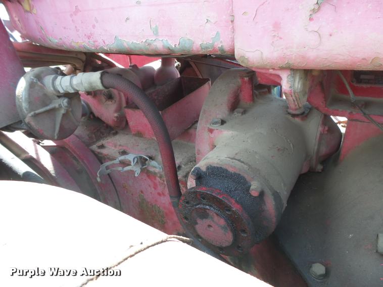 image for item DC3942 1946 McCormick-Deering W-9 tractor