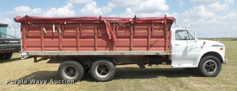 image for item DC3956 1968 Chevrolet C60 grain truck