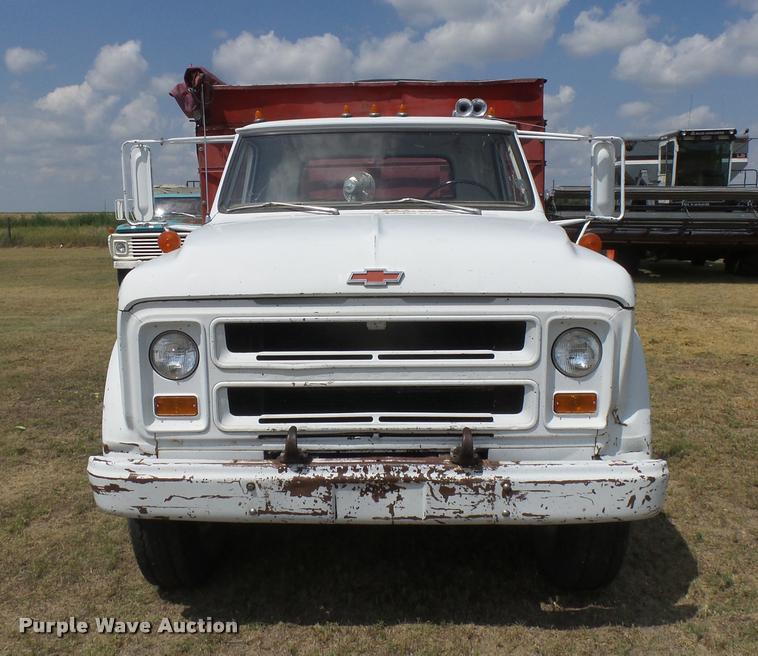 image for item DC3956 1968 Chevrolet C60 grain truck