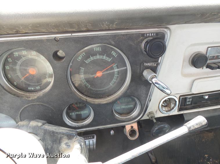 image for item DC3956 1968 Chevrolet C60 grain truck