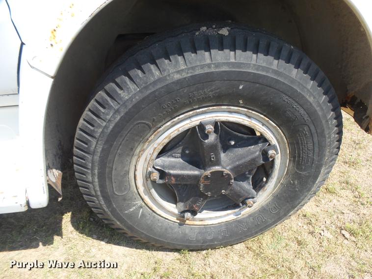 image for item DC3956 1968 Chevrolet C60 grain truck