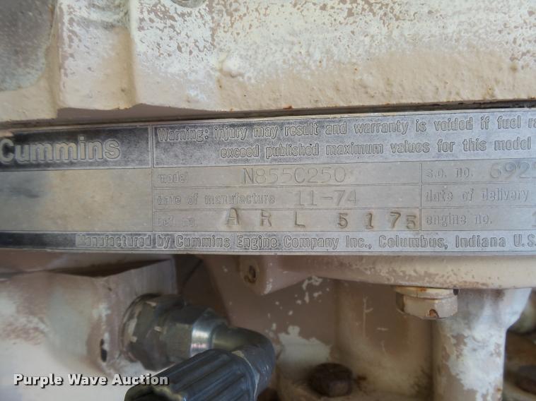 image for item DC3958 1976 Versatile 800 4WD tractor