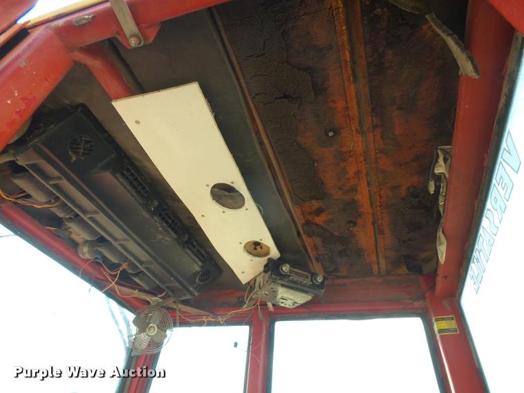 image for item DC3958 1976 Versatile 800 4WD tractor