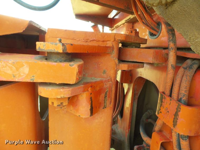 image for item DC3958 1976 Versatile 800 4WD tractor