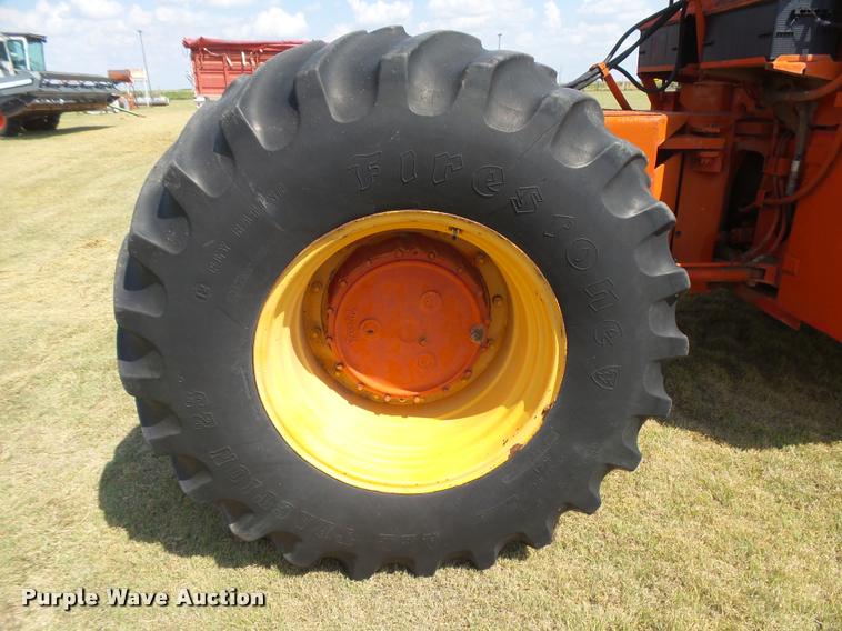 image for item DC3958 1976 Versatile 800 4WD tractor