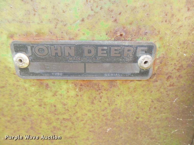 image for item DC3959 John Deere LZ hoe drill