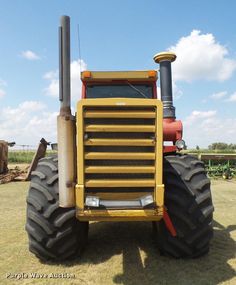 image for item DC3962 1984 Versatile 835 4WD tractor