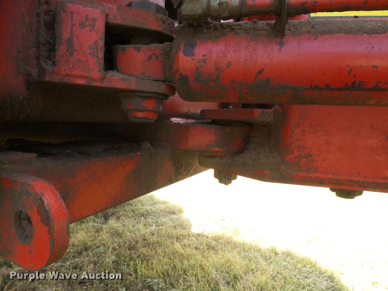 image for item DC3962 1984 Versatile 835 4WD tractor