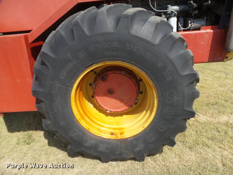 image for item DC3962 1984 Versatile 835 4WD tractor